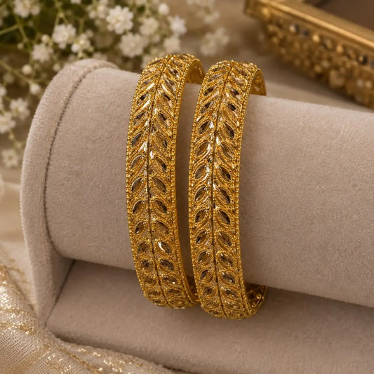 2 Pcs Antique Design 1 Carat Gold Plated Kara Bangle
