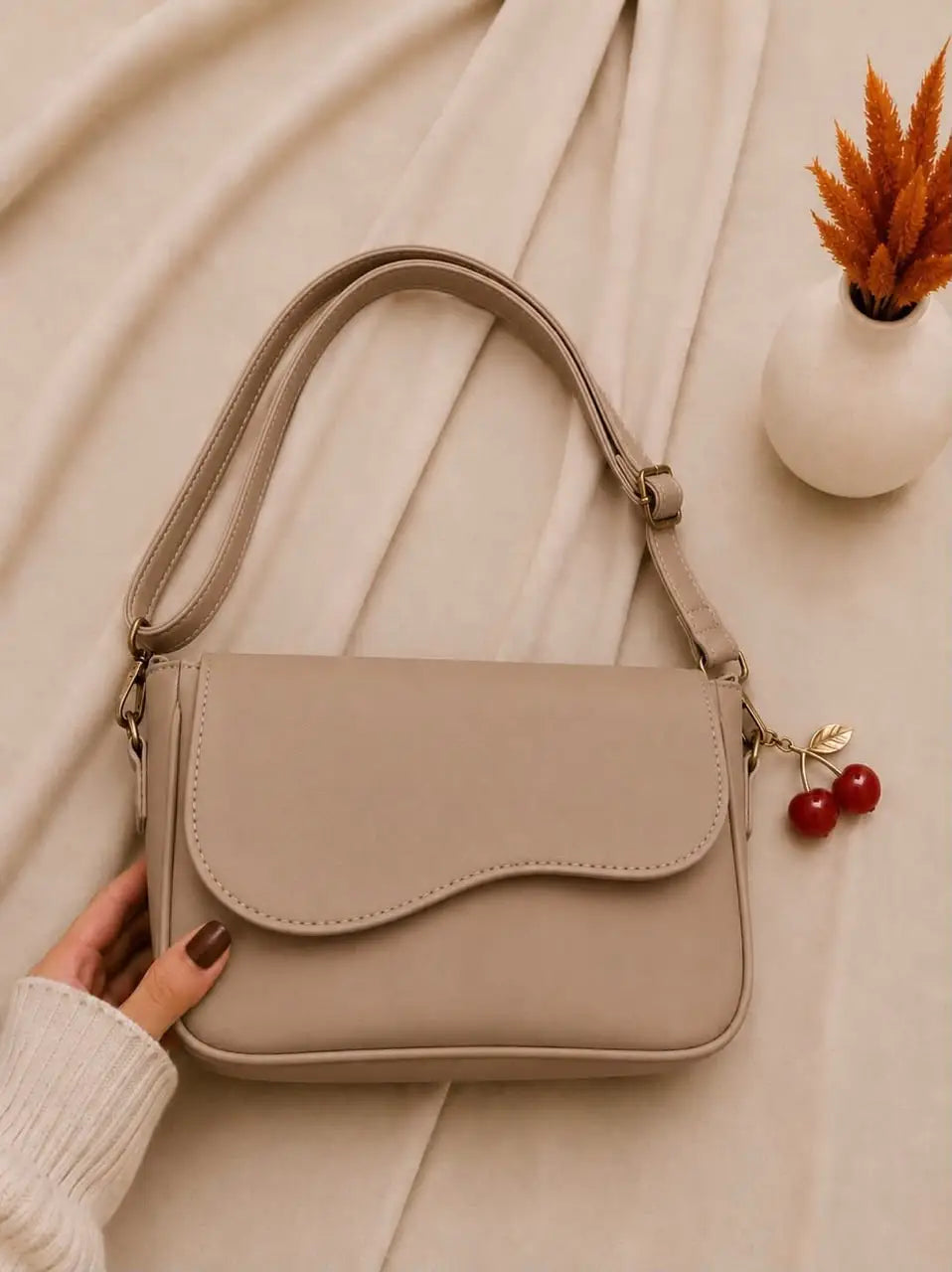 Women's Leather Plain Shoulder Bag
